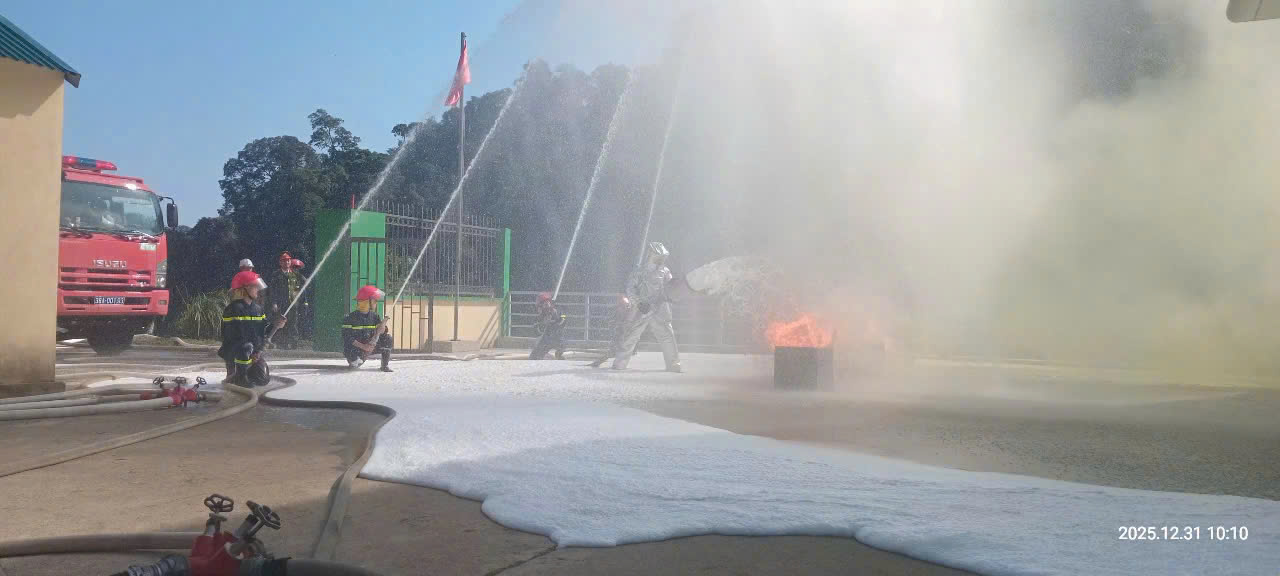 Thực tập phương án chữa cháy tại Nhà máy thuỷ điện Hương Sơn 2