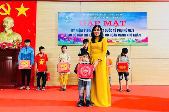 Hội liên hiệp Phụ nữ xã Sơn Kim 1 tổ chức gặp mặt truyền thống nhân kỷ niệm 116 năm ngày Quốc tế phụ nữ 