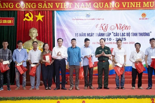 Câu lạc bộ Tình thương xã Sơn Kim 1 kỷ niệm 15 năm thành lập