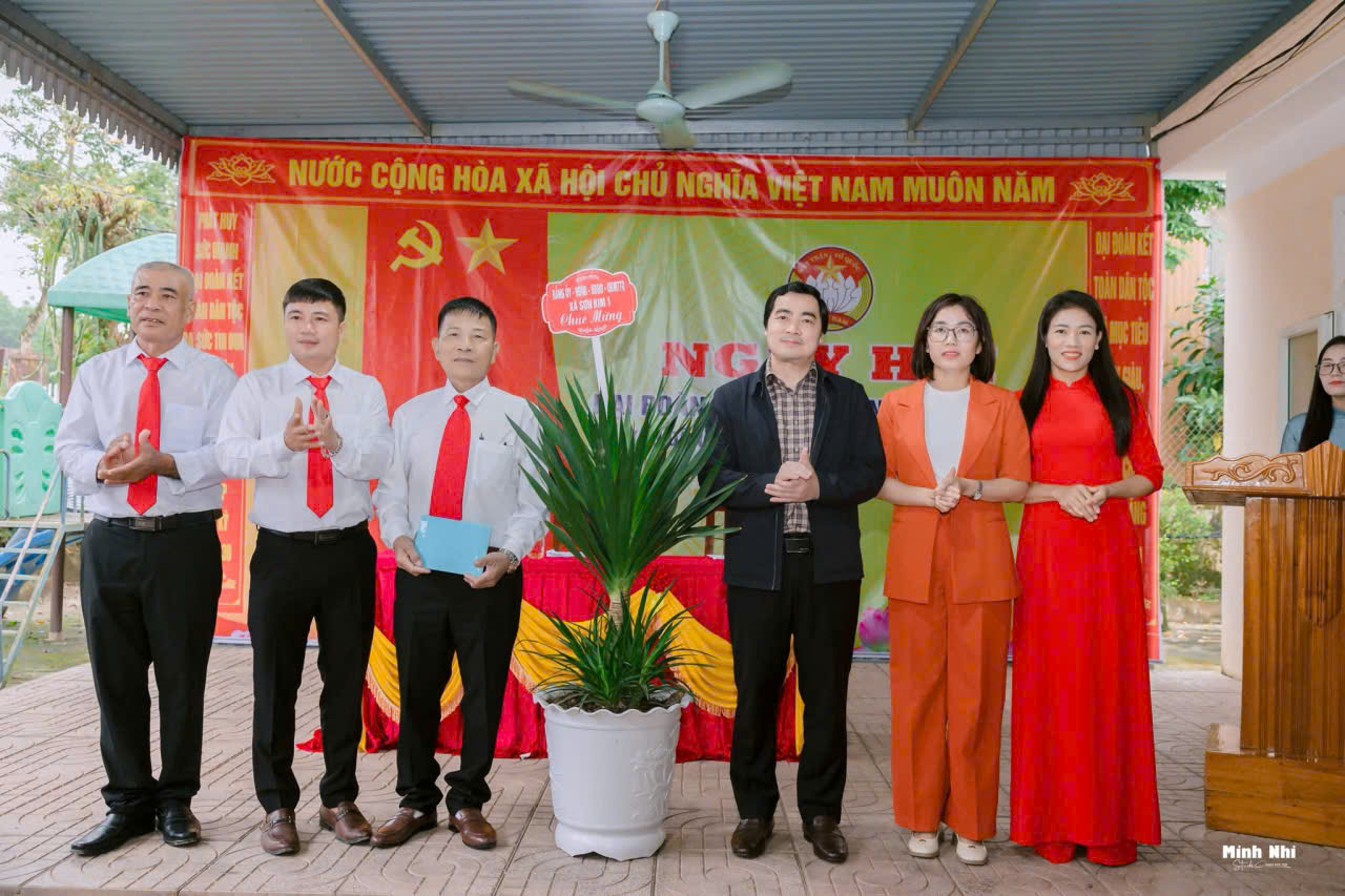 XÃ SƠN KIM 1 TỔ CHỨC ĐIỂM NGÀY HỘI ĐẠI ĐOÀN KẾT DÂN TỘC TẠI THÔN KIM CƯƠNG 1 